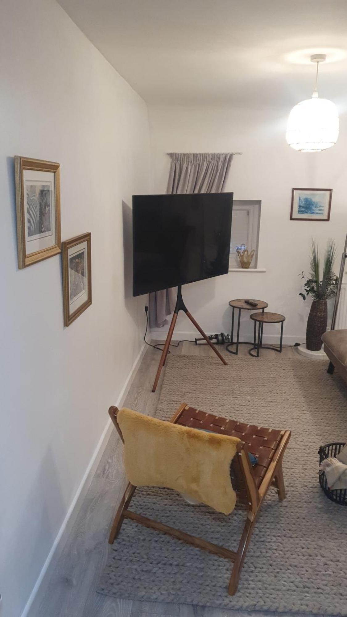 House 1905 - Self Catering Serviced Apartment Tidworth Ngoại thất bức ảnh