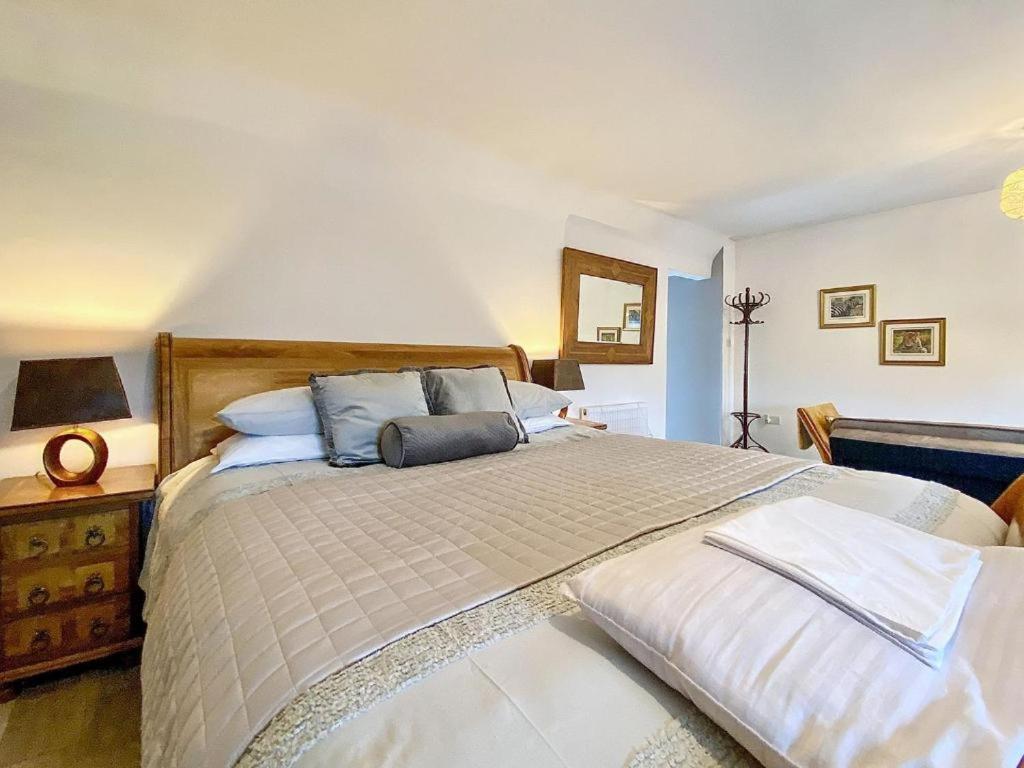 House 1905 - Self Catering Serviced Apartment Tidworth Ngoại thất bức ảnh