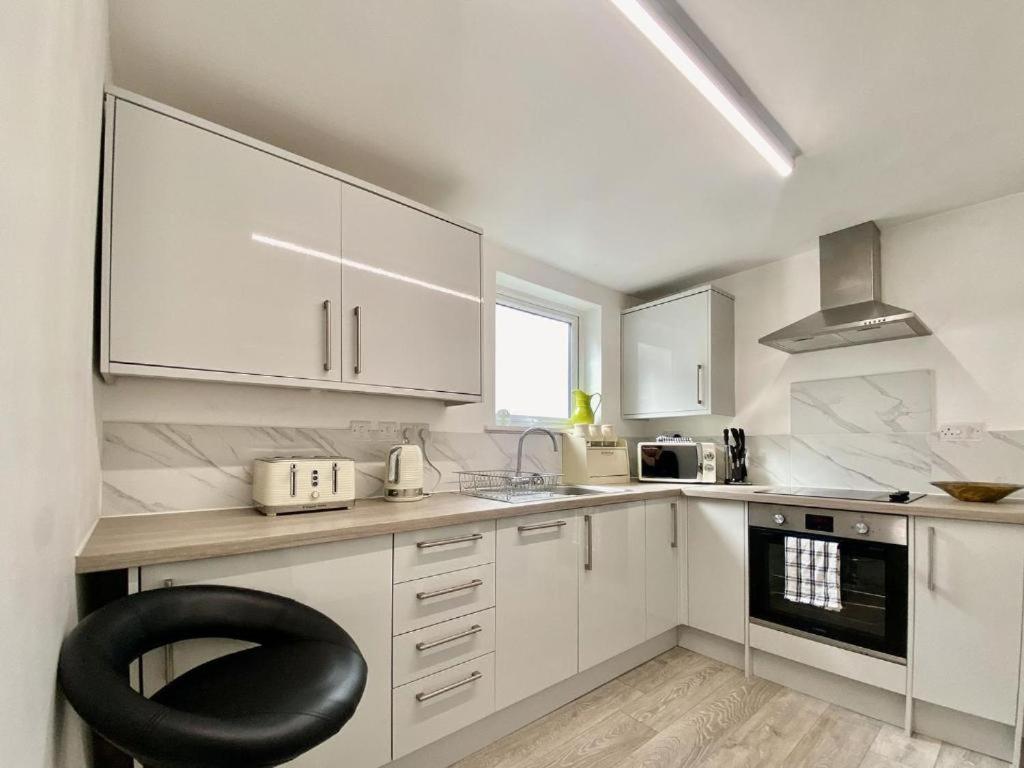 House 1905 - Self Catering Serviced Apartment Tidworth Ngoại thất bức ảnh